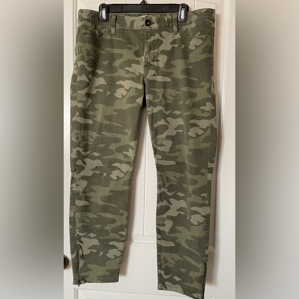 Banana Republic Camouflage Ankle Pants
